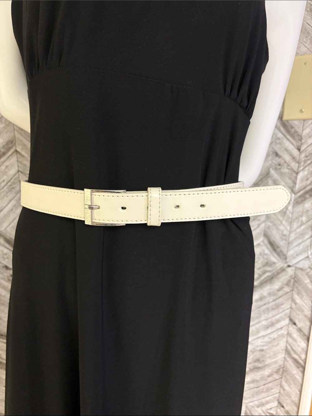 Cream Leather Waist Belt with Polished Silver Buckle